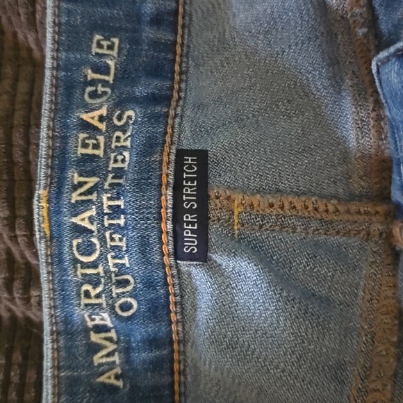 American Eagle Super Stretch Jeans. Hi-Rise BOHO Artist - Picture 4 of 5